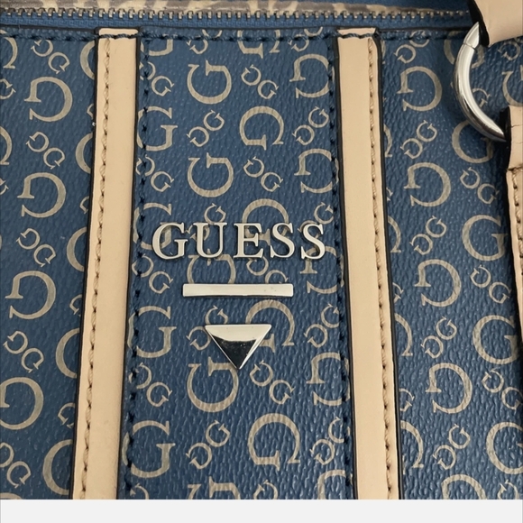 Guess Blue and Tan Tote Bag - Picture 4 of 15